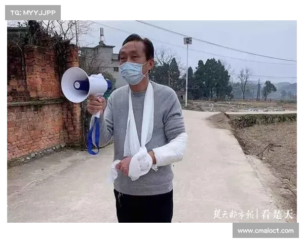 段昂君术后两周坚持恢复训练,6 月 11 日为队友加油:轻伤不下火线! 段昂君术后两周坚持恢复训练,6 月 11 日为队友加油:轻伤不下火线!